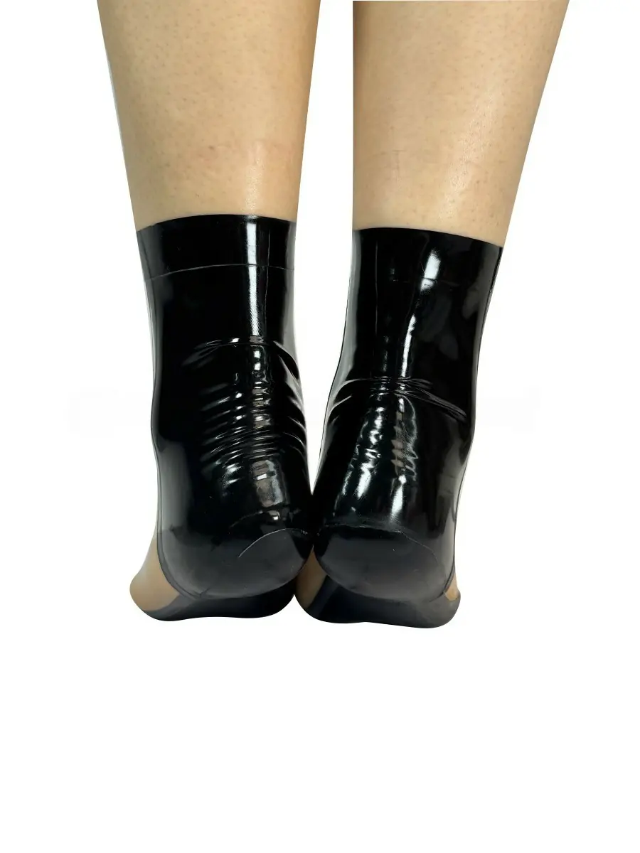ZM76-3.webp Latex Skin-Tone Ankle Socks with Red Heart Print & Black Trim
